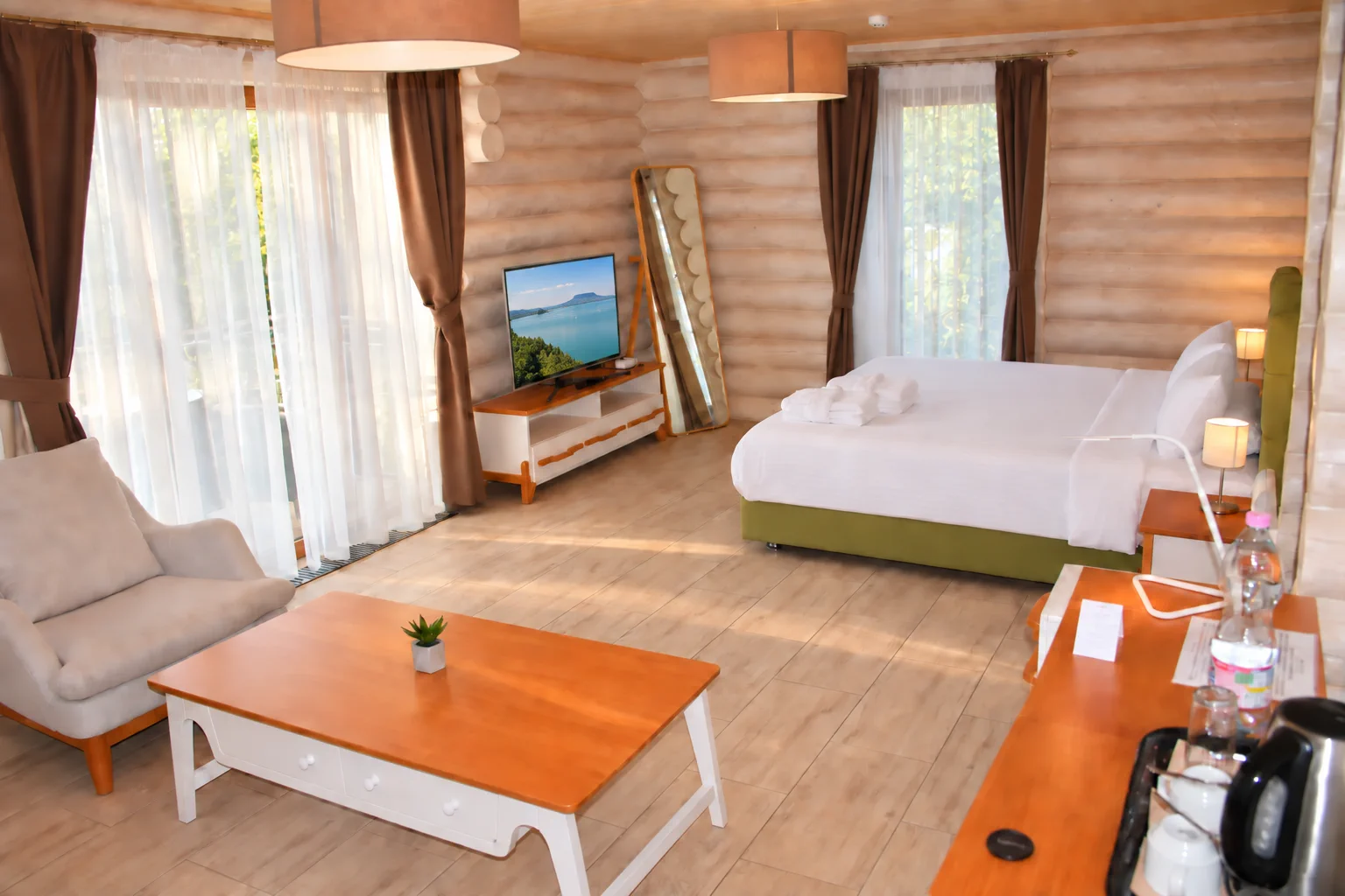 ECO House Deluxe